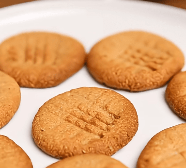 Almond Flour Peanut Butter Cookies